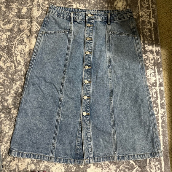 Old navy skirt - Picture 1 of 3